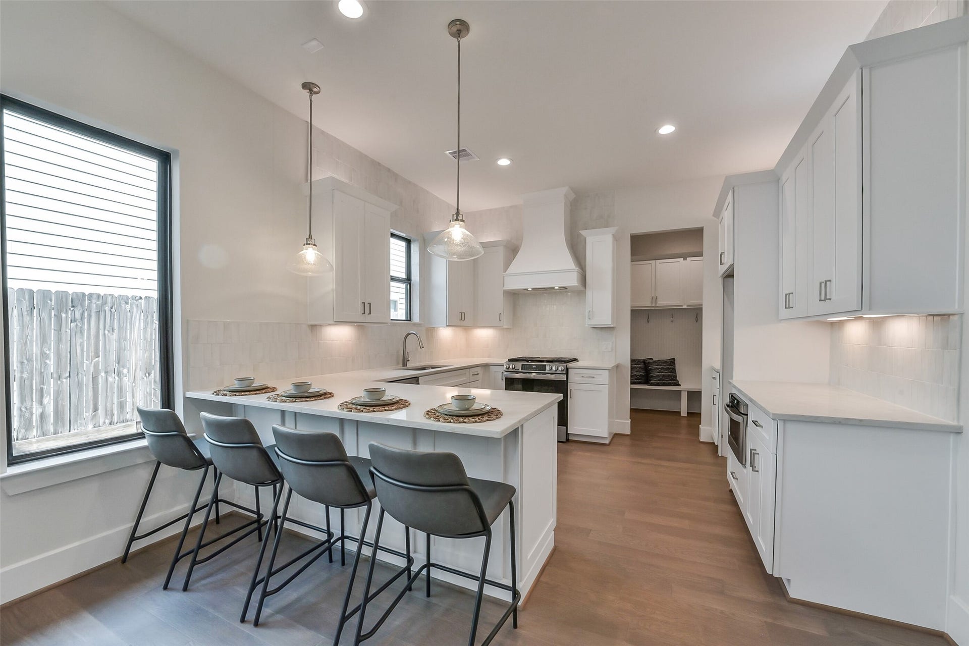 3516 Harvest Dance Drive, Houston, TX 77008 3516 Harvest Dance Drive, Houston, TX 77008
