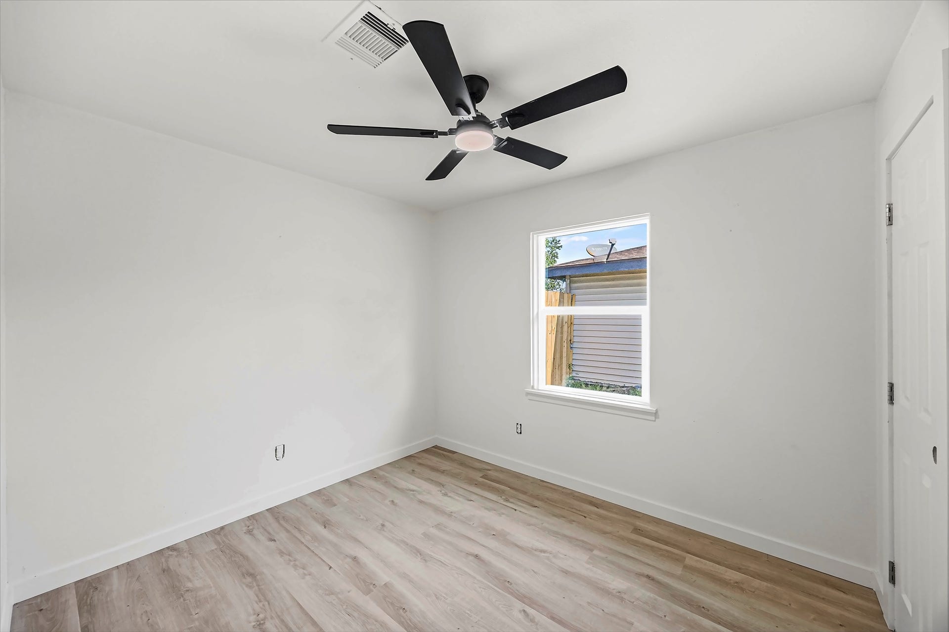 2509 Thomas Avenue, Pasadena, TX 77506 2509 Thomas Avenue, Pasadena, TX 77506