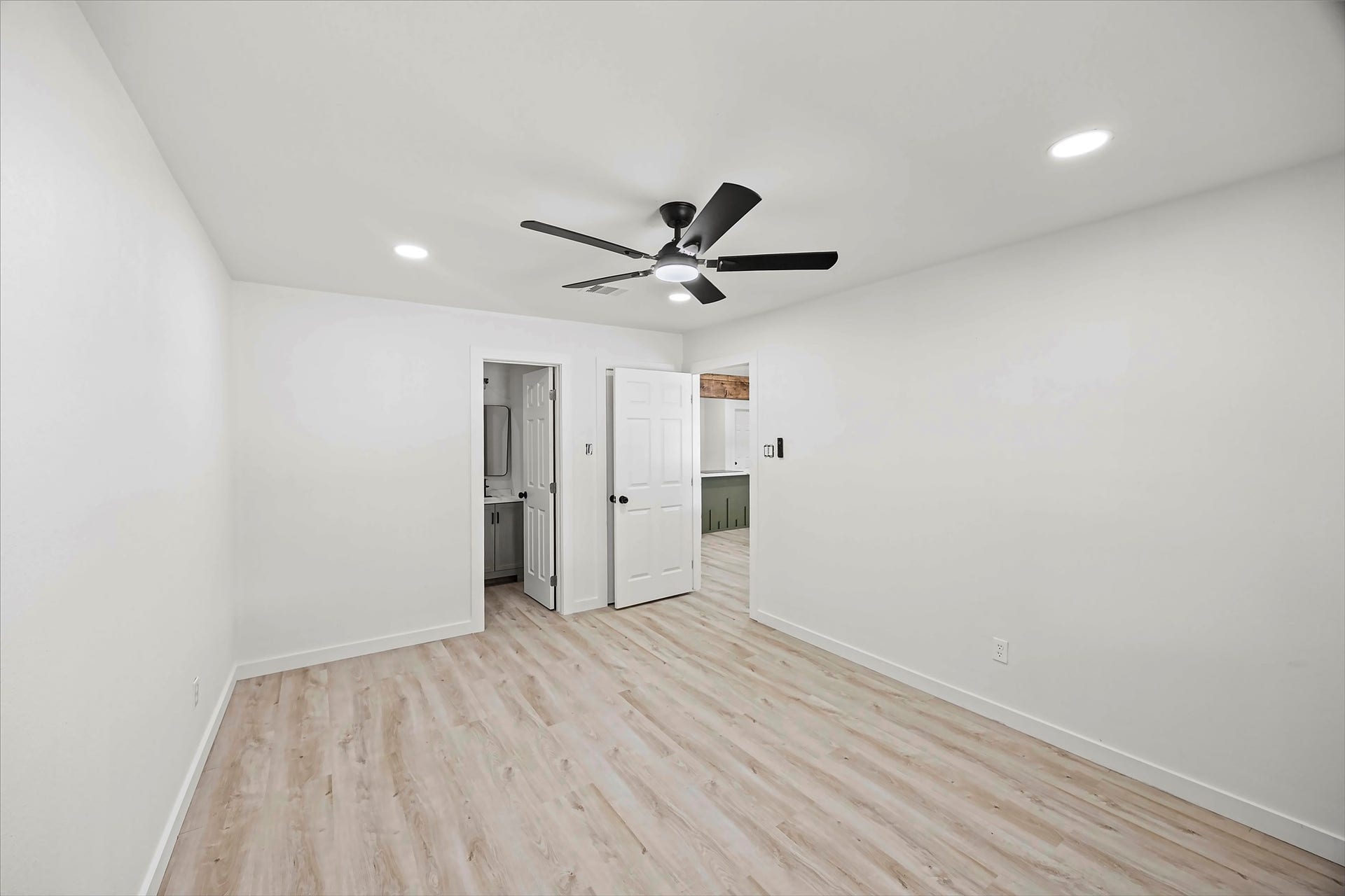 2509 Thomas Avenue, Pasadena, TX 77506 2509 Thomas Avenue, Pasadena, TX 77506