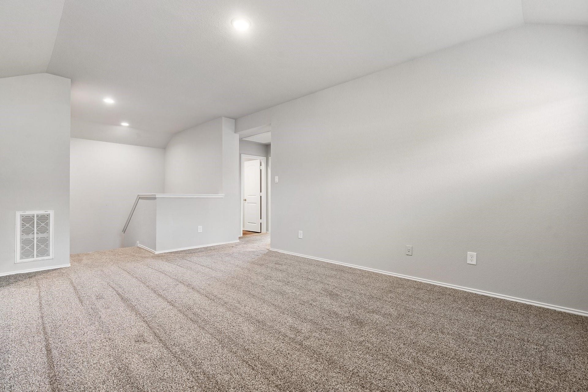 20740 Central Concave Drive, New Caney, TX 77357 Gameroom - Up
