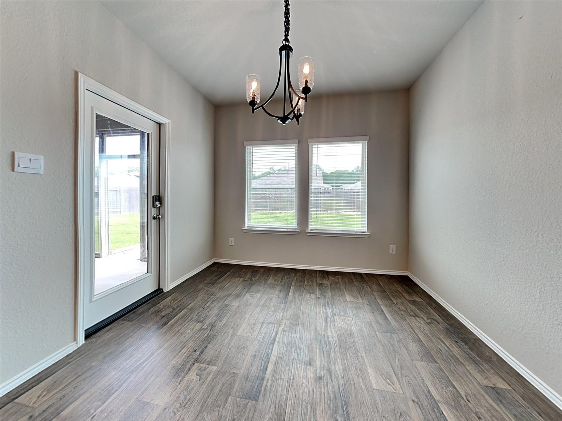 20740 Central Concave Drive, New Caney, TX 77357 Breakfast Nook