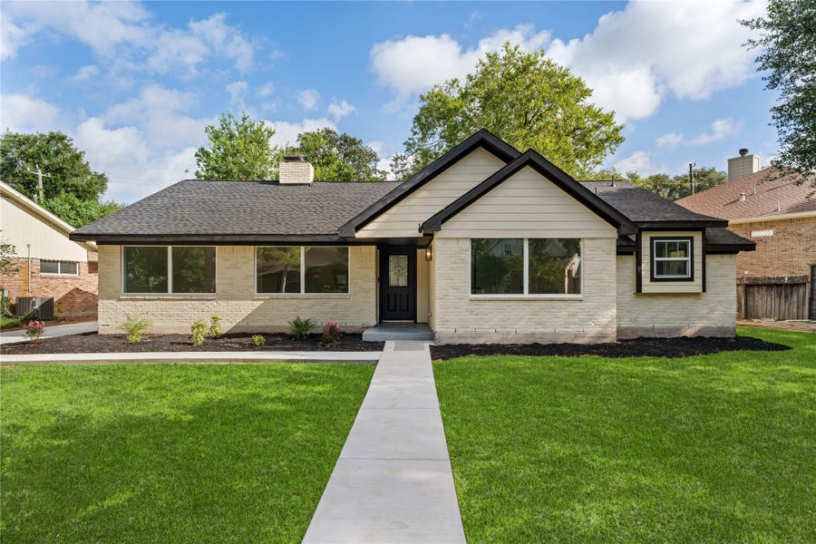 Property photo for 6010 Cartagena Street, Houston, TX