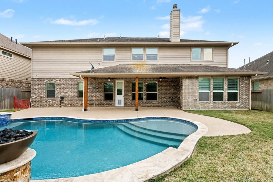 Property photo for 2419 Malaga Lane, League City, TX