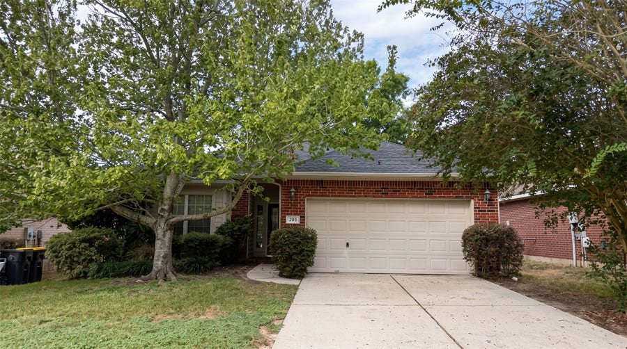 Property photo for 7813 Mary Katheryns Crossing, Conroe, TX