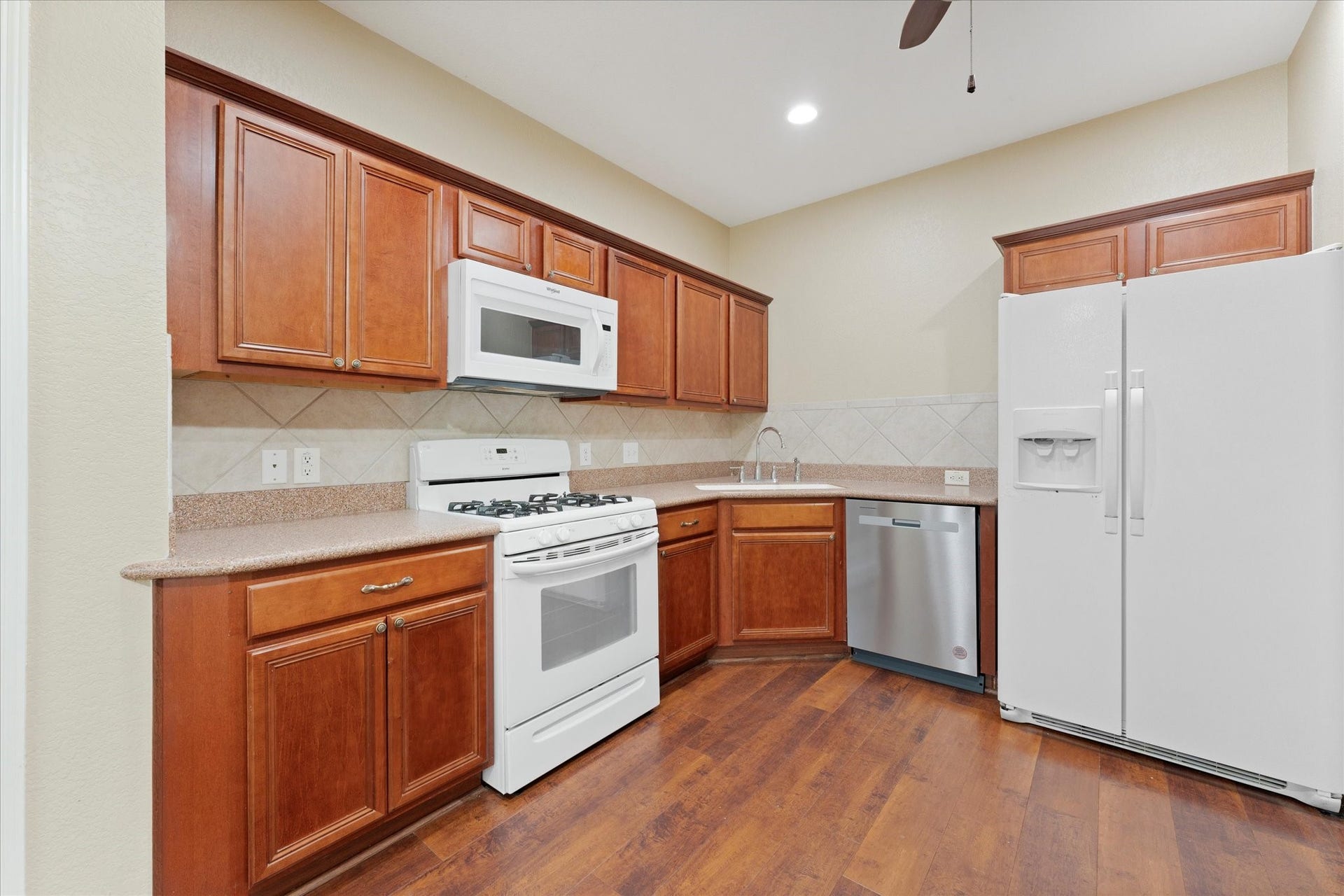 7813 Mary Katheryns Crossing, Conroe, TX 77304 7813 Mary Katheryns Crossing, Conroe, TX 77304