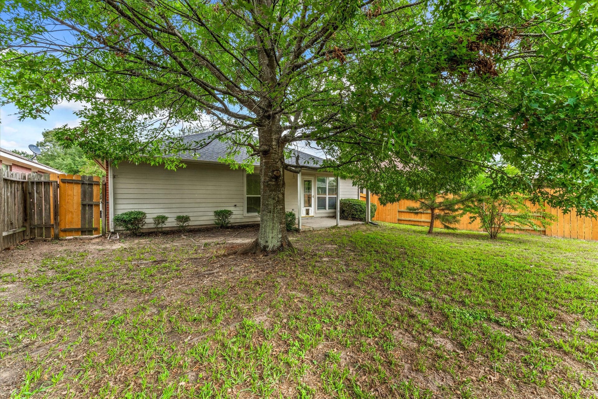 7813 Mary Katheryns Crossing, Conroe, TX 77304 7813 Mary Katheryns Crossing, Conroe, TX 77304