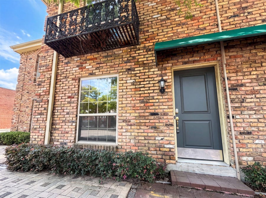 Property photo for 2503 Mccue Road, #6, Houston, TX