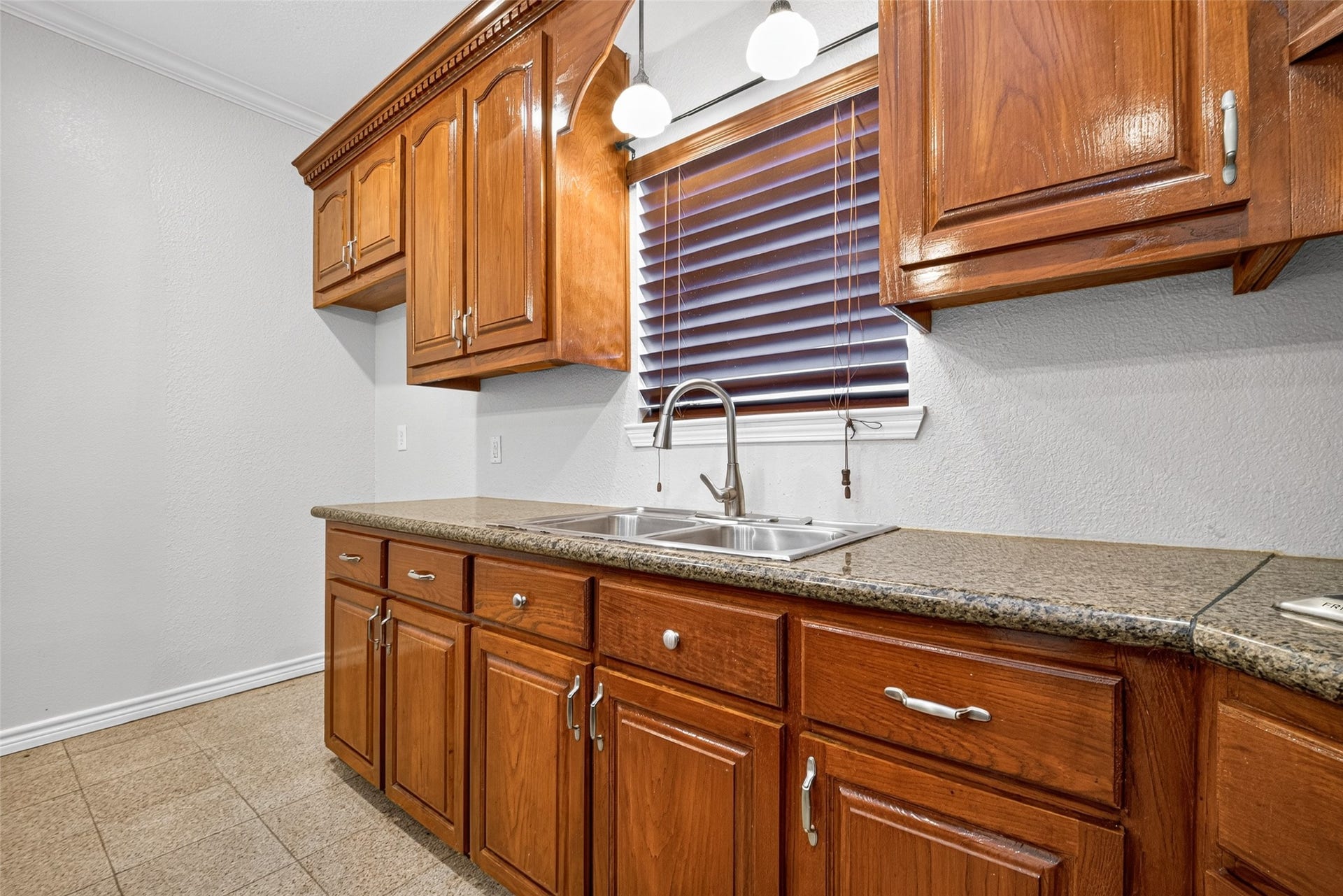 512 Bertloma Street, Pasadena, TX 77502 512 Bertloma Street, Pasadena, TX 77502