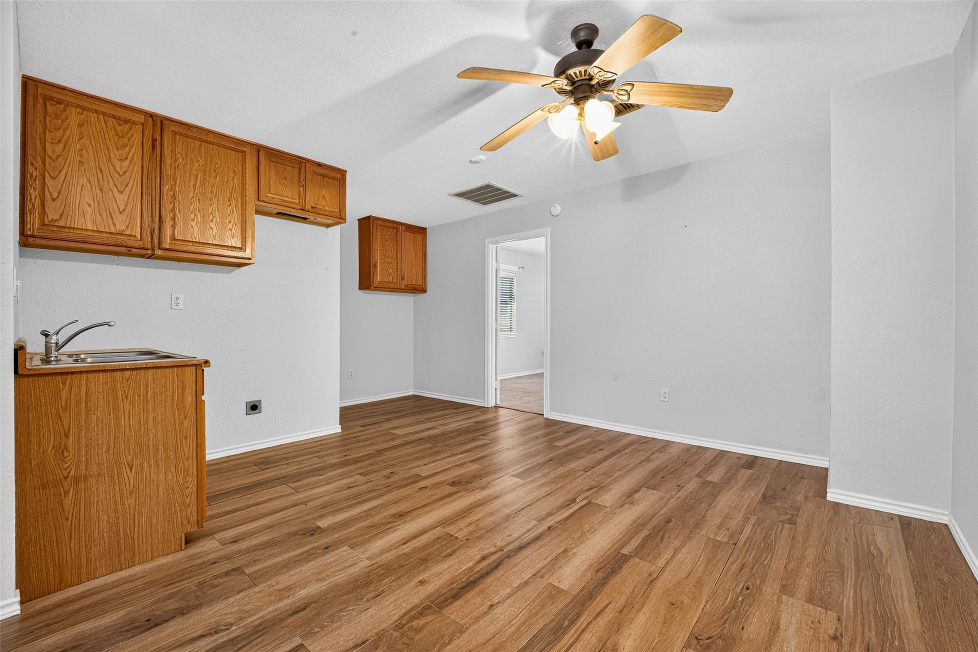 512 Bertloma Street, Pasadena, TX 77502 512 Bertloma Street, Pasadena, TX 77502