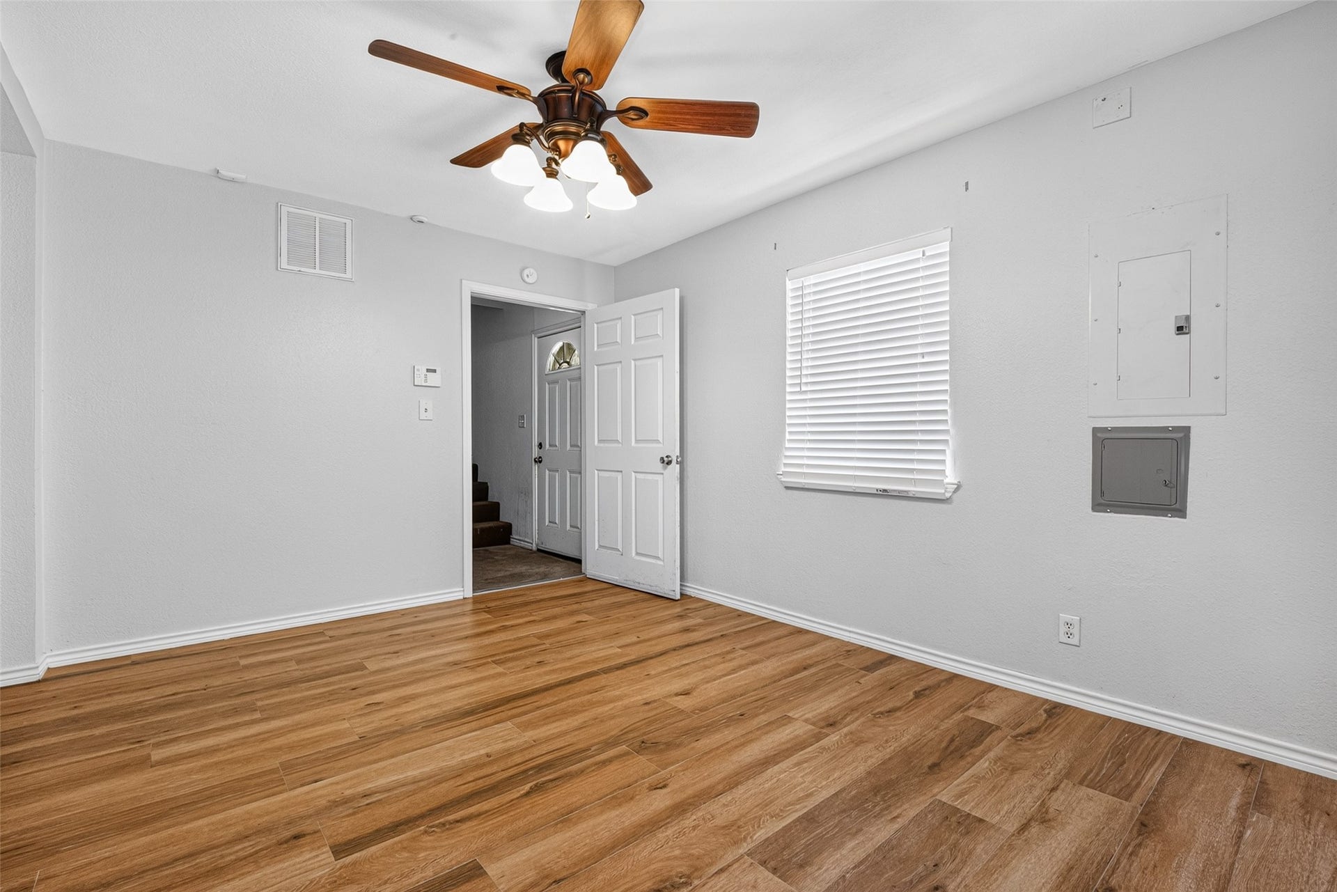 512 Bertloma Street, Pasadena, TX 77502 512 Bertloma Street, Pasadena, TX 77502
