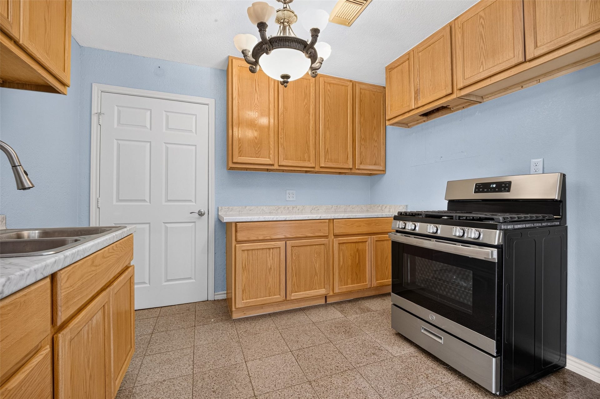 512 Bertloma Street, Pasadena, TX 77502 512 Bertloma Street, Pasadena, TX 77502
