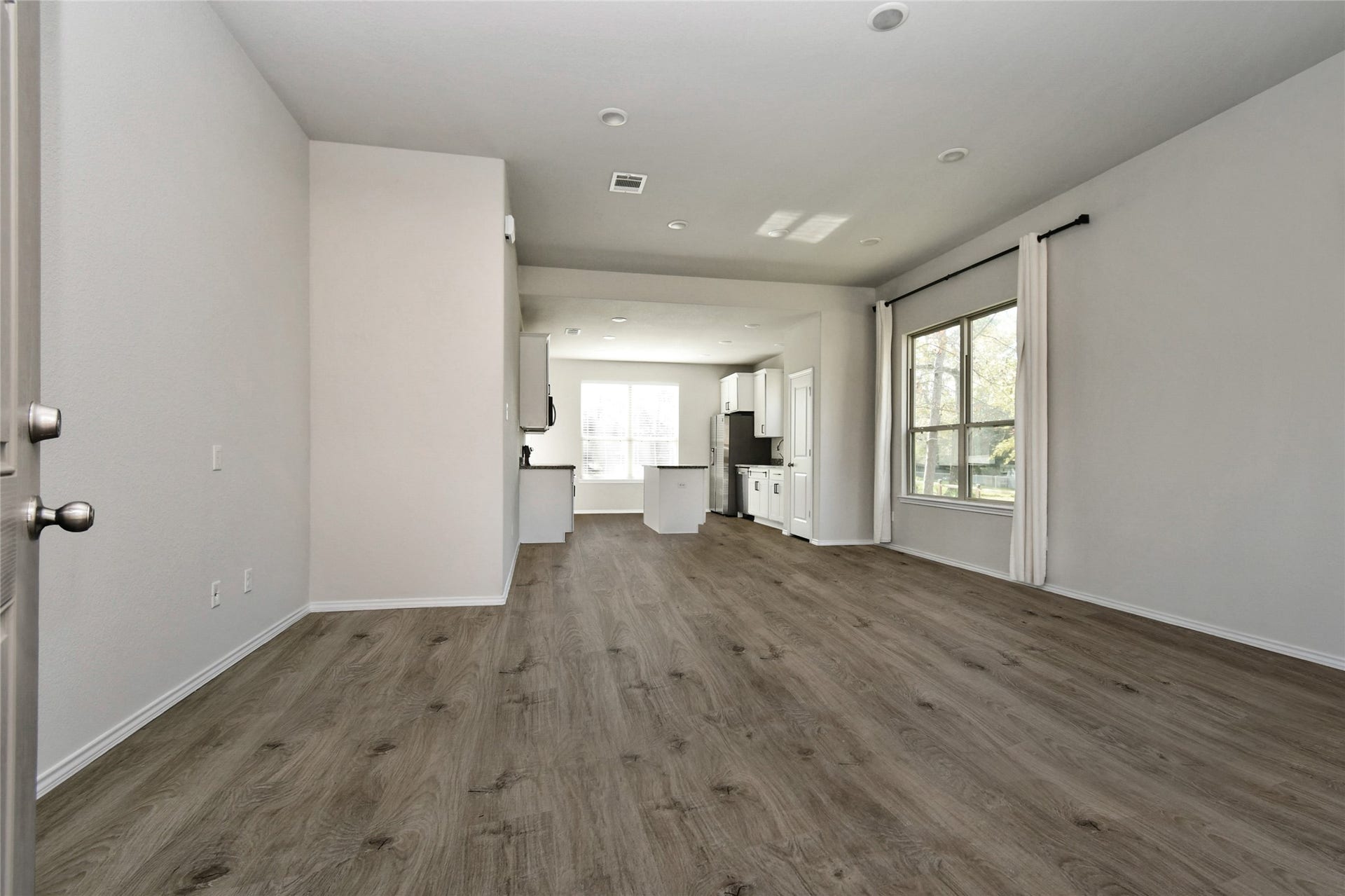 10410 Royal Magnolia Drive, Conroe, TX 77303 10410 Royal Magnolia Drive, Conroe, TX 77303
