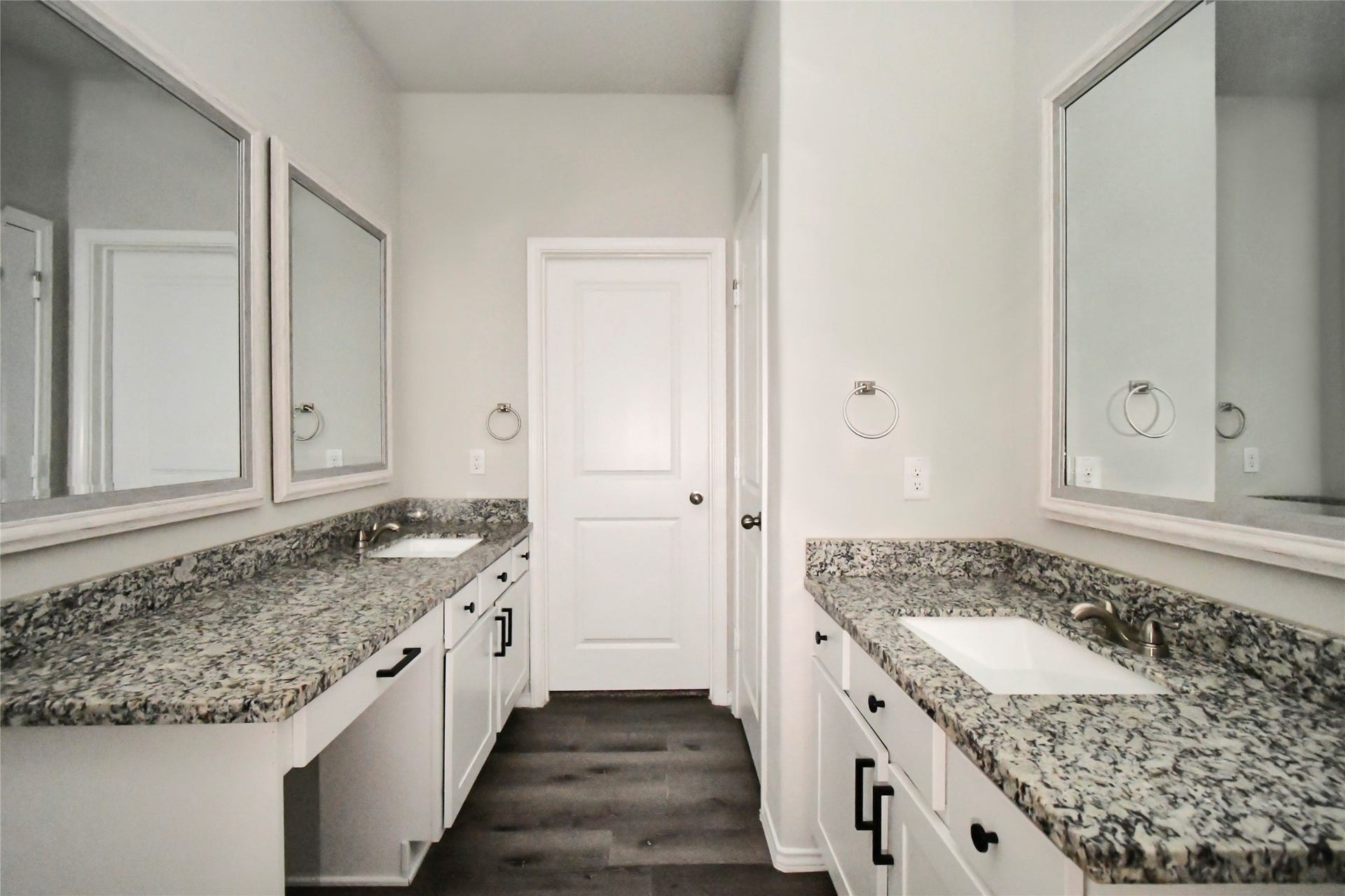 10410 Royal Magnolia Drive, Conroe, TX 77303 10410 Royal Magnolia Drive, Conroe, TX 77303