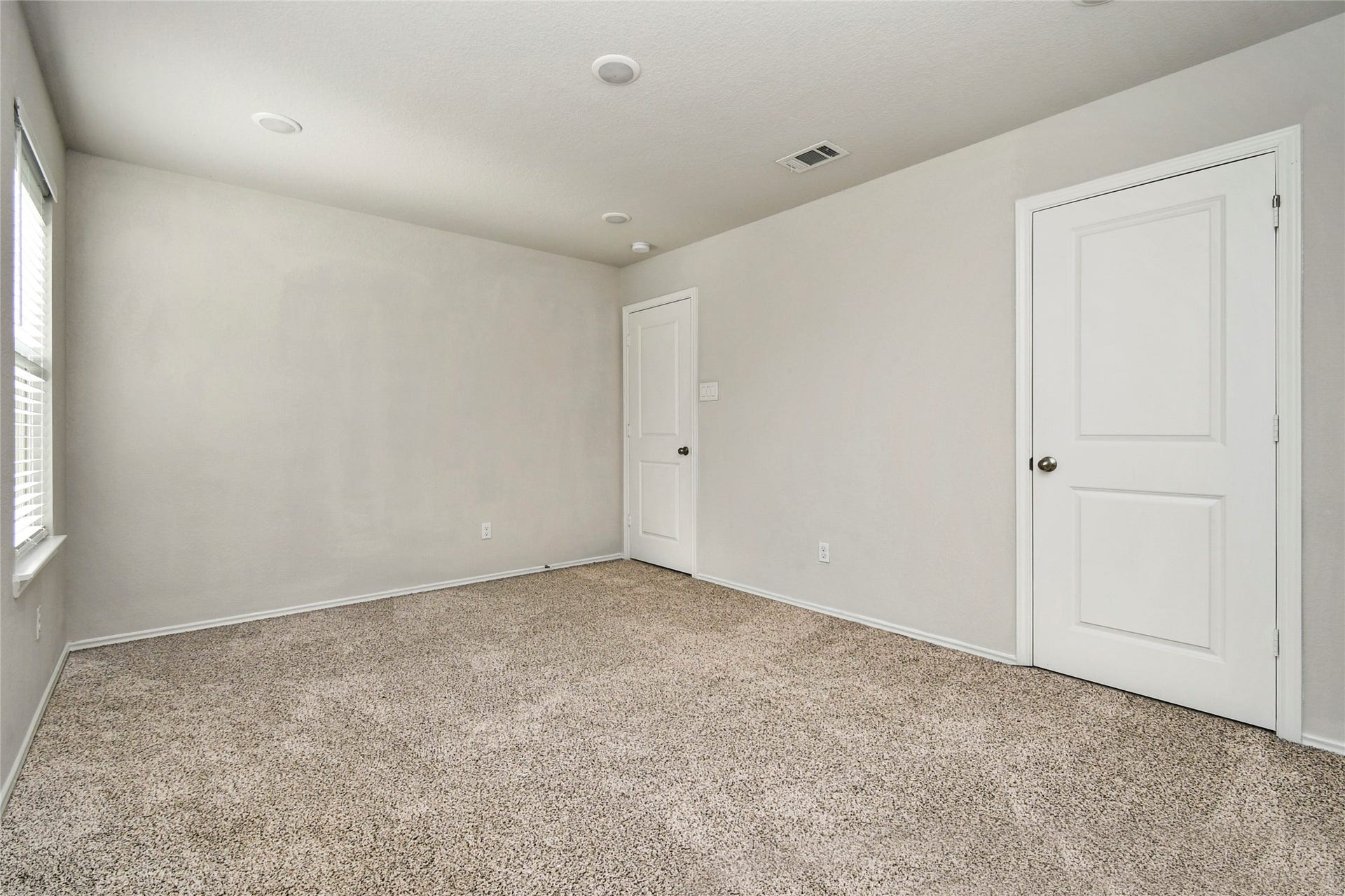 10410 Royal Magnolia Drive, Conroe, TX 77303 10410 Royal Magnolia Drive, Conroe, TX 77303