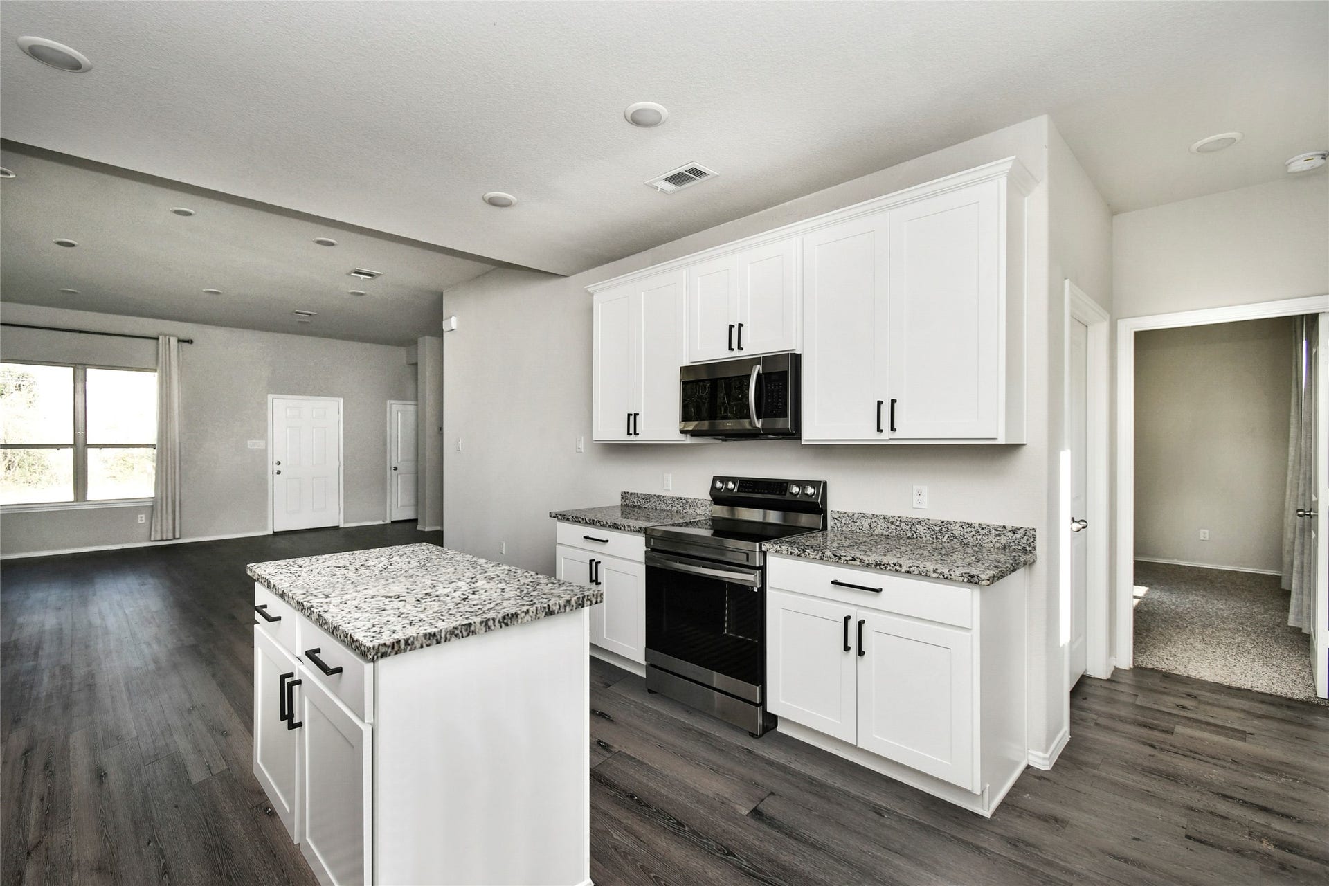10410 Royal Magnolia Drive, Conroe, TX 77303 10410 Royal Magnolia Drive, Conroe, TX 77303