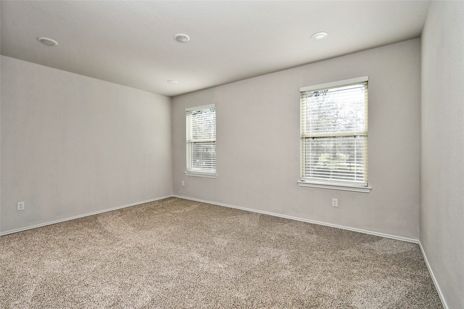 10410 Royal Magnolia Drive, Conroe, TX 77303 10410 Royal Magnolia Drive, Conroe, TX 77303