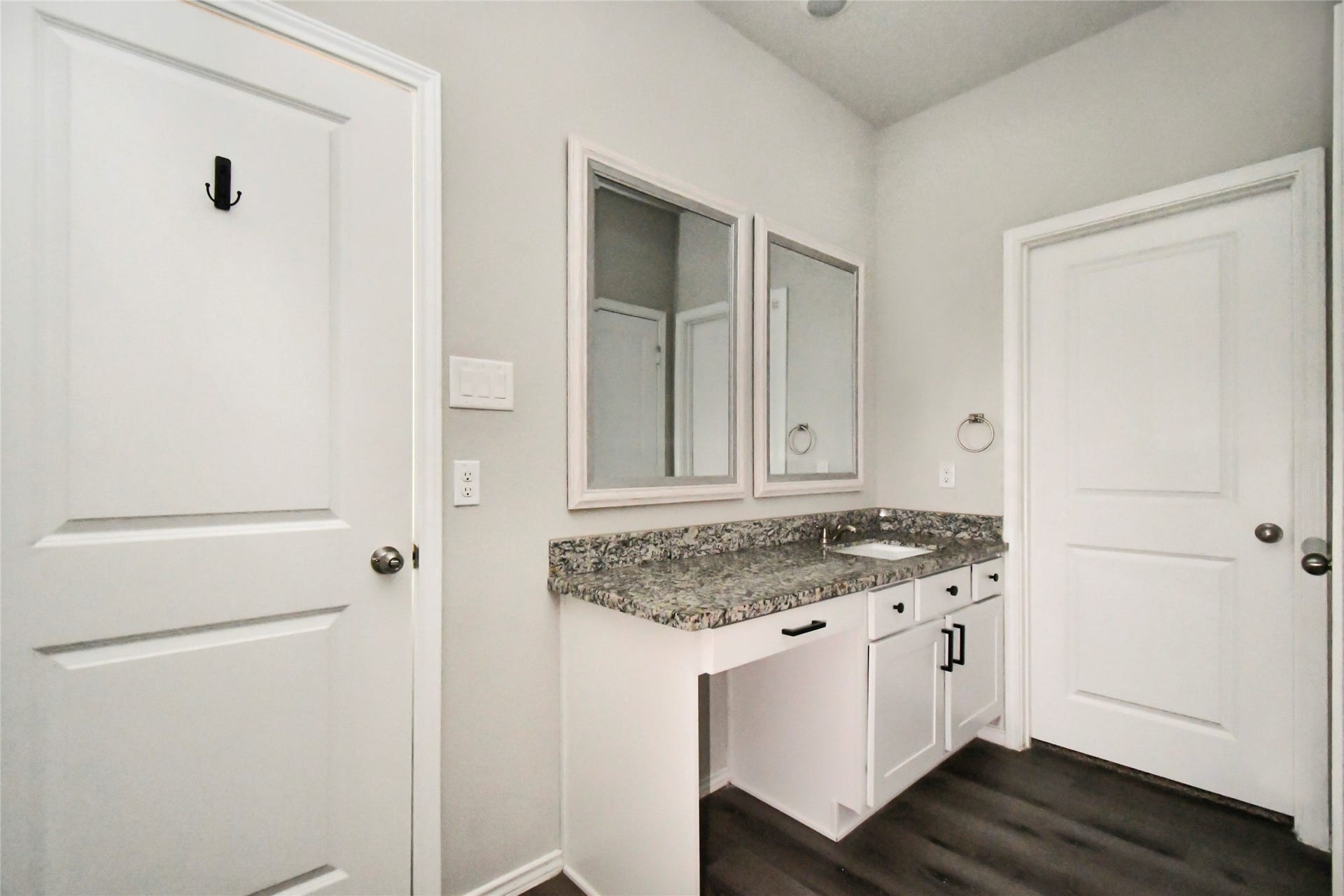 10410 Royal Magnolia Drive, Conroe, TX 77303 10410 Royal Magnolia Drive, Conroe, TX 77303