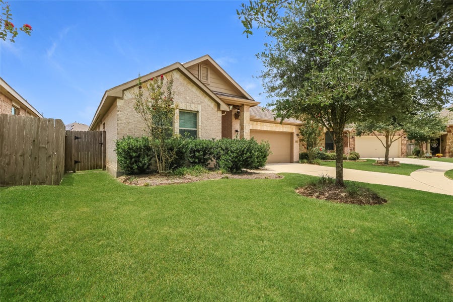 Property photo for 31519 Kailua Drive, Hockley, TX