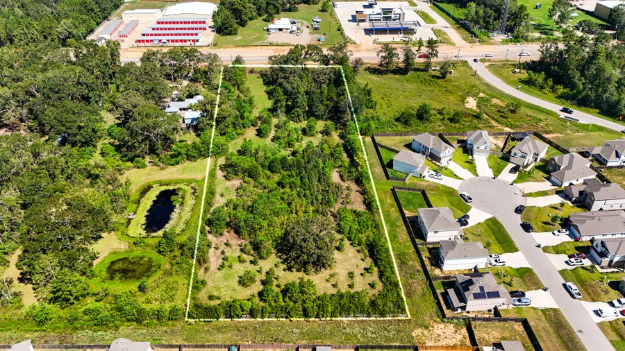 Property photo for 17652 Hwy 105 E, Conroe, TX