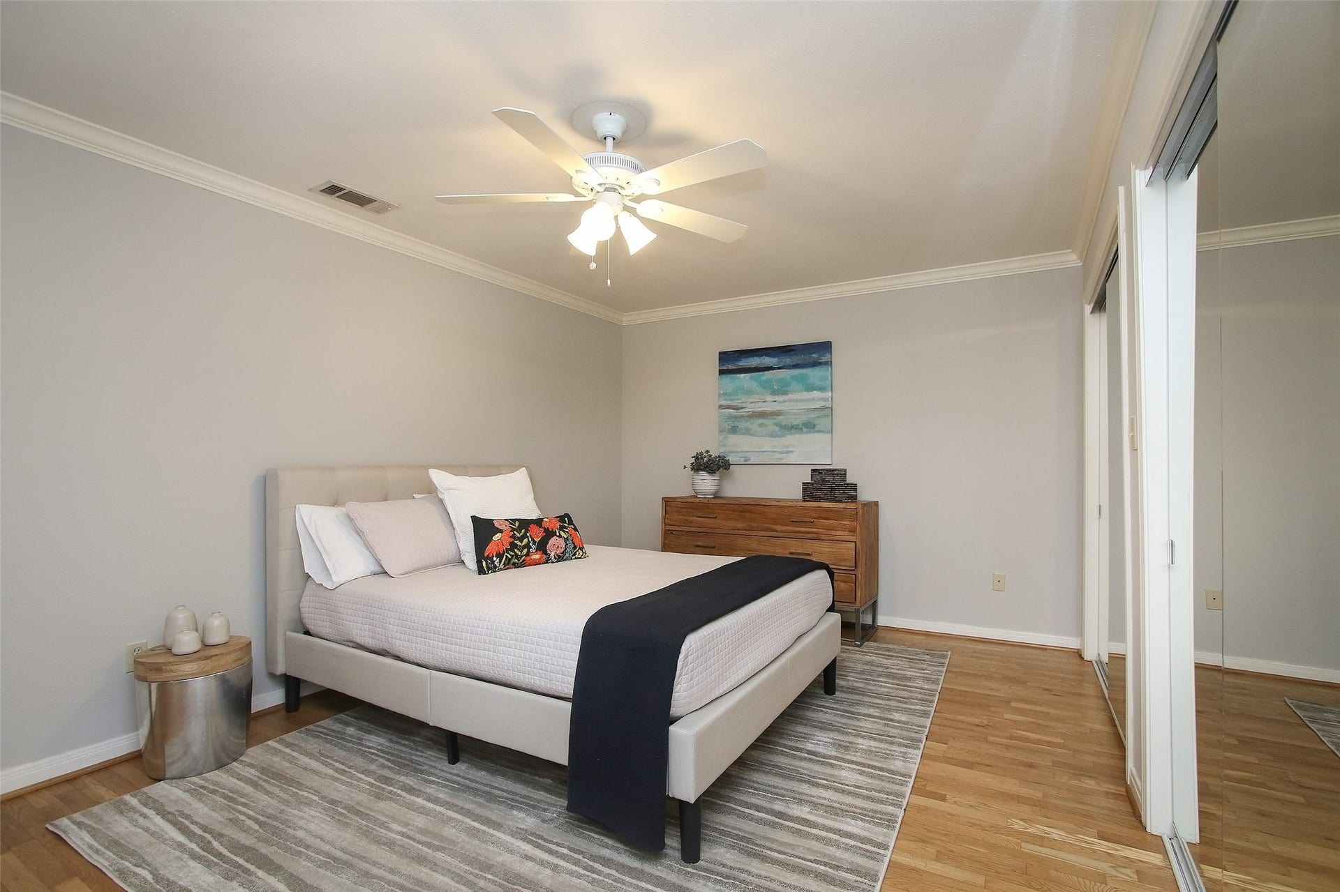 1309 Welch Street, #2, Houston, TX 77006 1309 Welch Street, #2, Houston, TX 77006