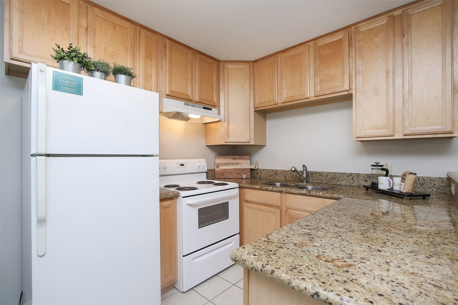 1309 Welch Street, #2, Houston, TX 77006 1309 Welch Street, #2, Houston, TX 77006