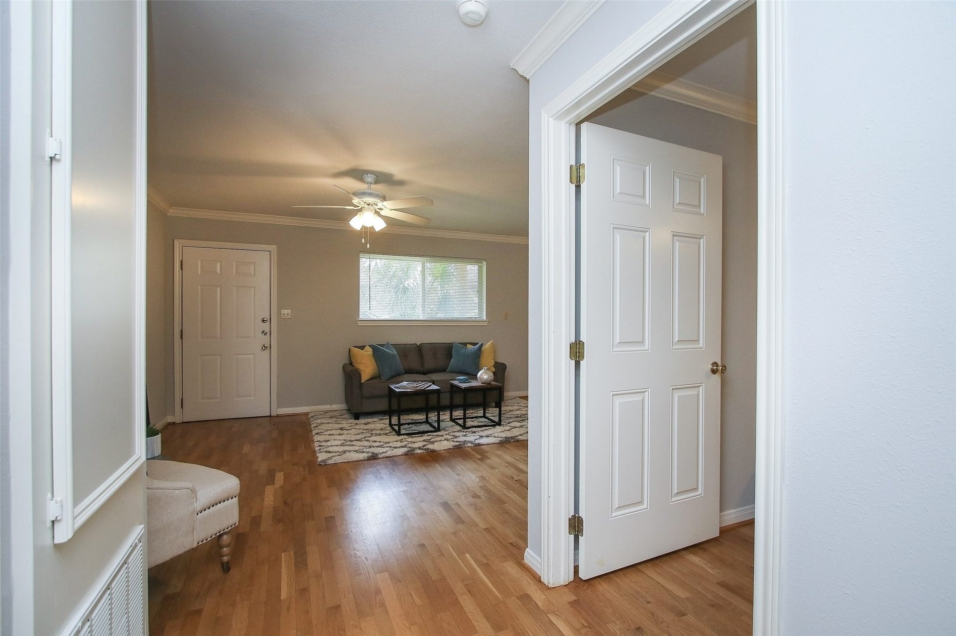 1309 Welch Street, #2, Houston, TX 77006 1309 Welch Street, #2, Houston, TX 77006