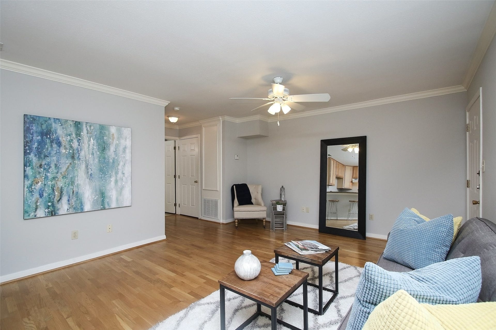 1309 Welch Street, #2, Houston, TX 77006 1309 Welch Street, #2, Houston, TX 77006