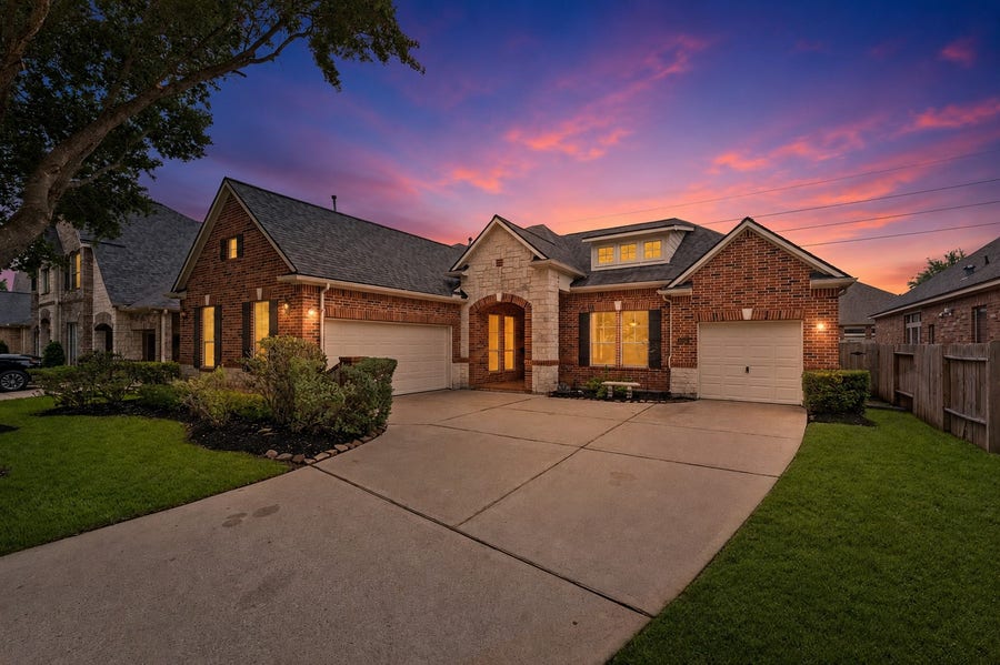 Property photo for 2811 Misty River Lane, Richmond, TX