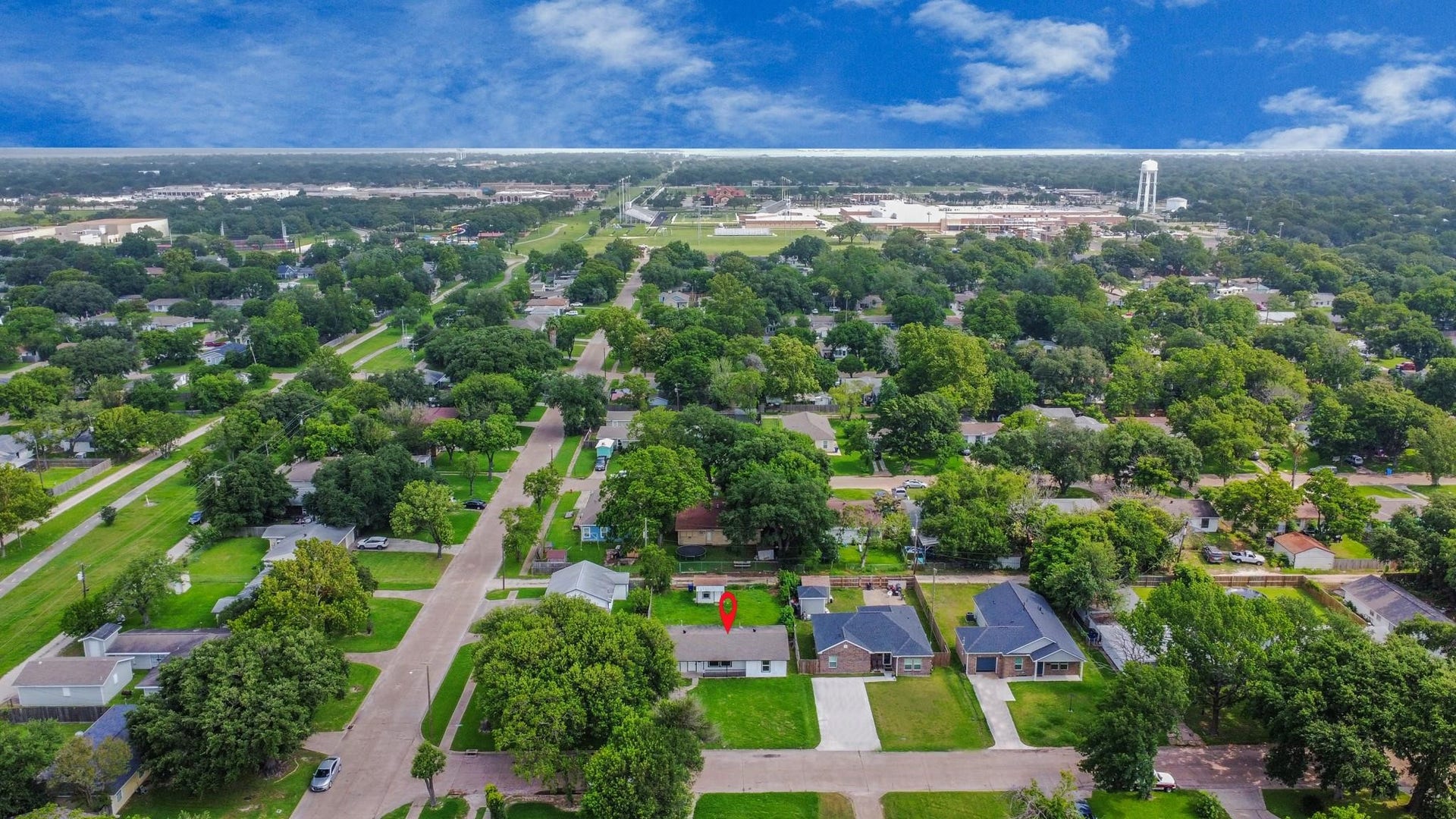 1534 Wayside Drive, Texas City, TX 77590 1534 Wayside Drive, Texas City, TX 77590