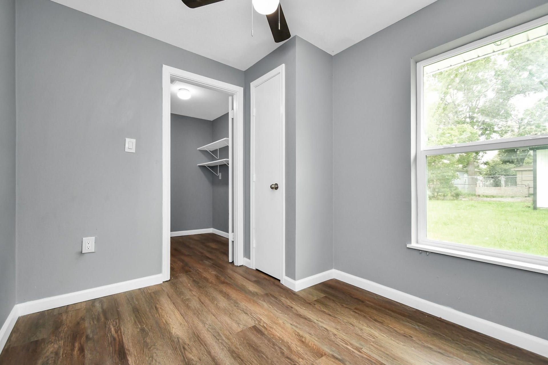 1534 Wayside Drive, Texas City, TX 77590 Flex Space/4th Bedroom