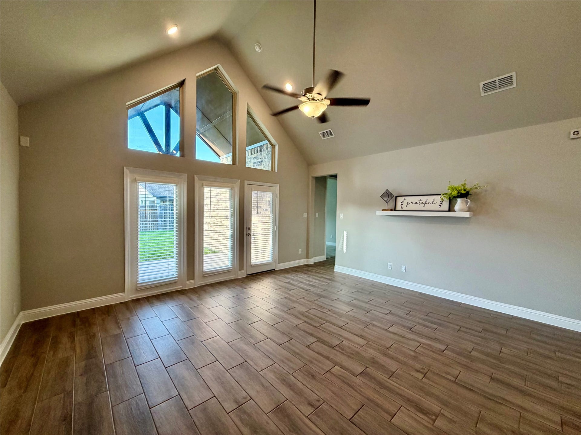 9503 Crescent Mill Drive, Missouri City, TX 77459
