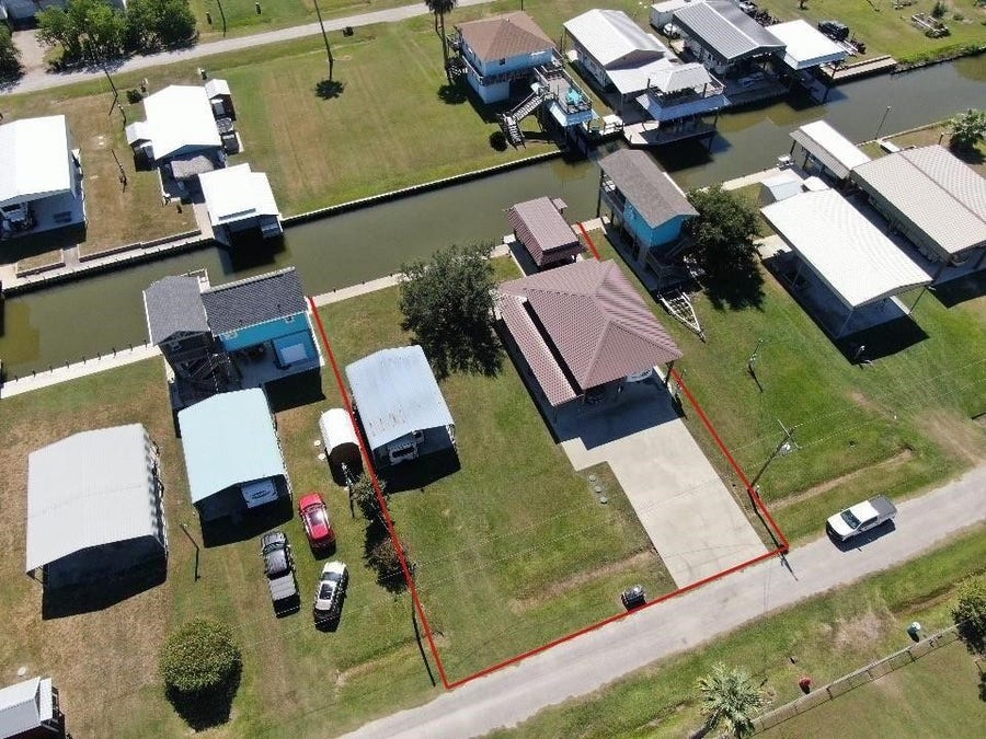 Property photo for 1120 & 1122 Prides Lane, Crystal Beach, TX