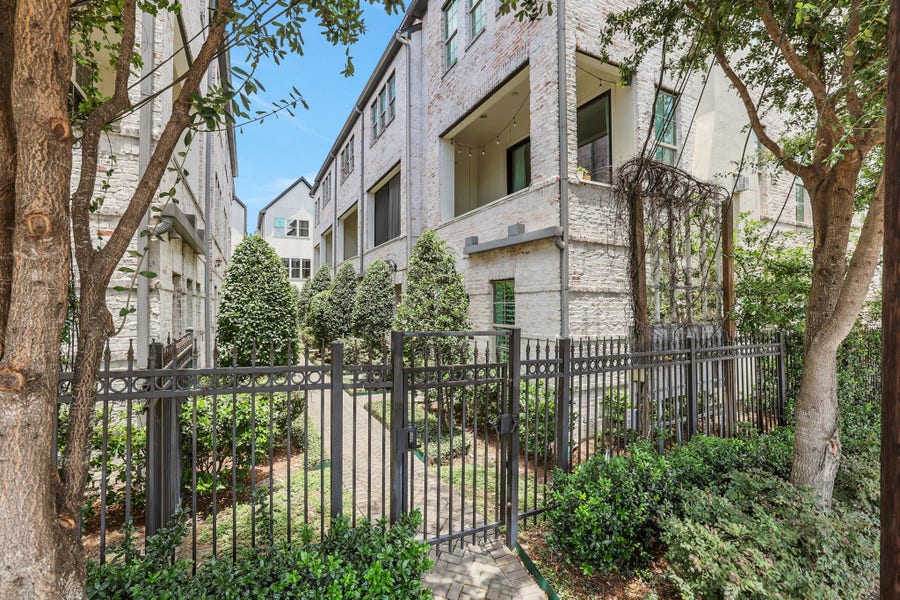 Property photo for 4045 Leeland Street, Houston, TX
