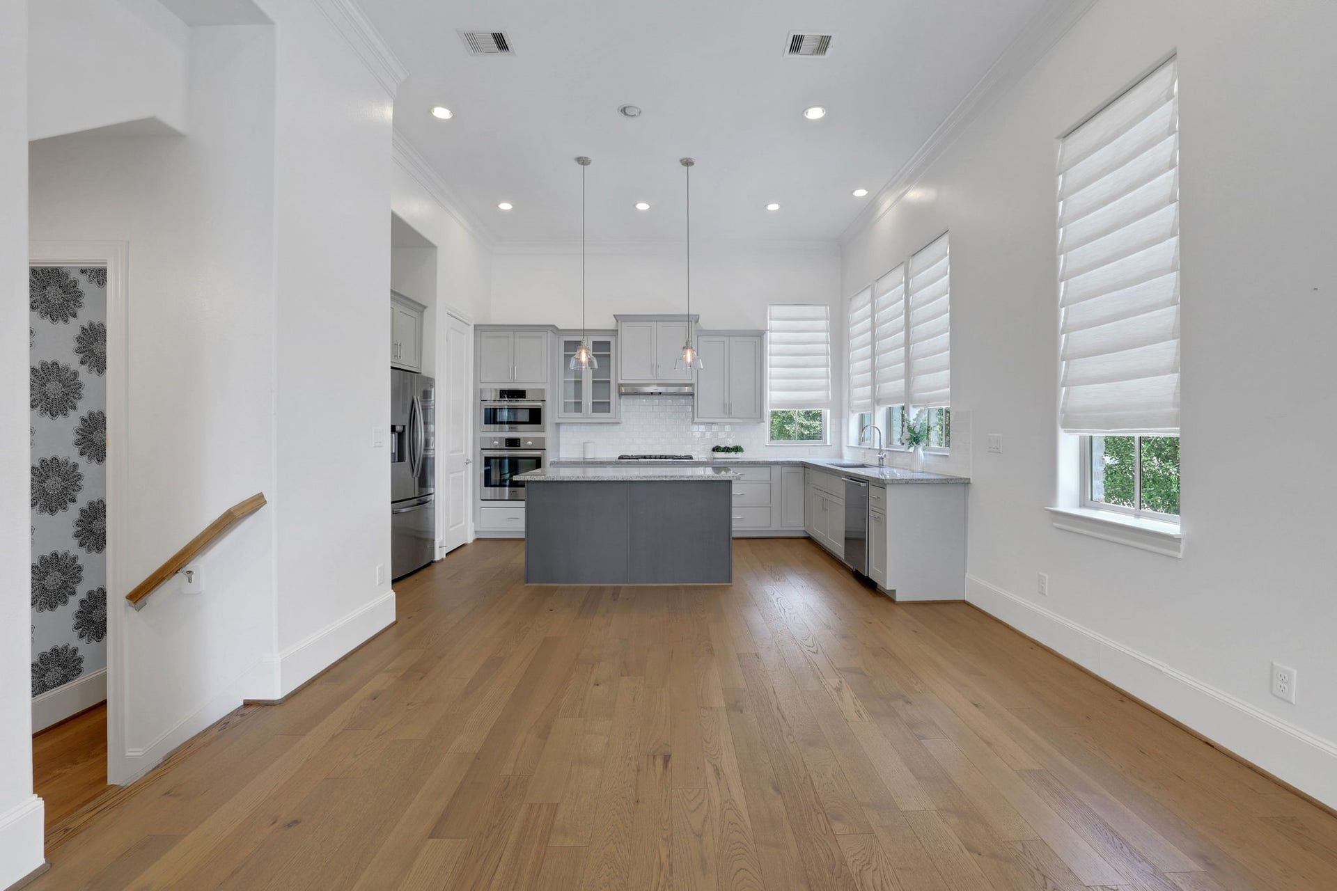 4045 Leeland Street, Houston, TX 77023 The open concept living space is ideal for those that enjoy to entertain