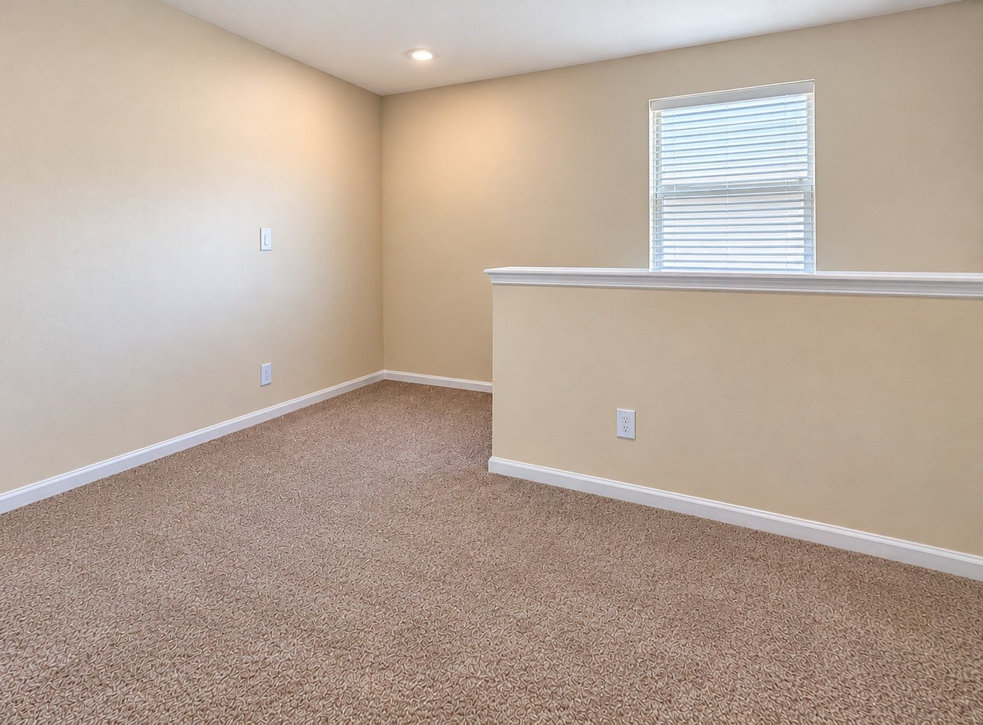8202 Blooming Meadow Lane, Houston, TX 77016 Upstairs Game Room