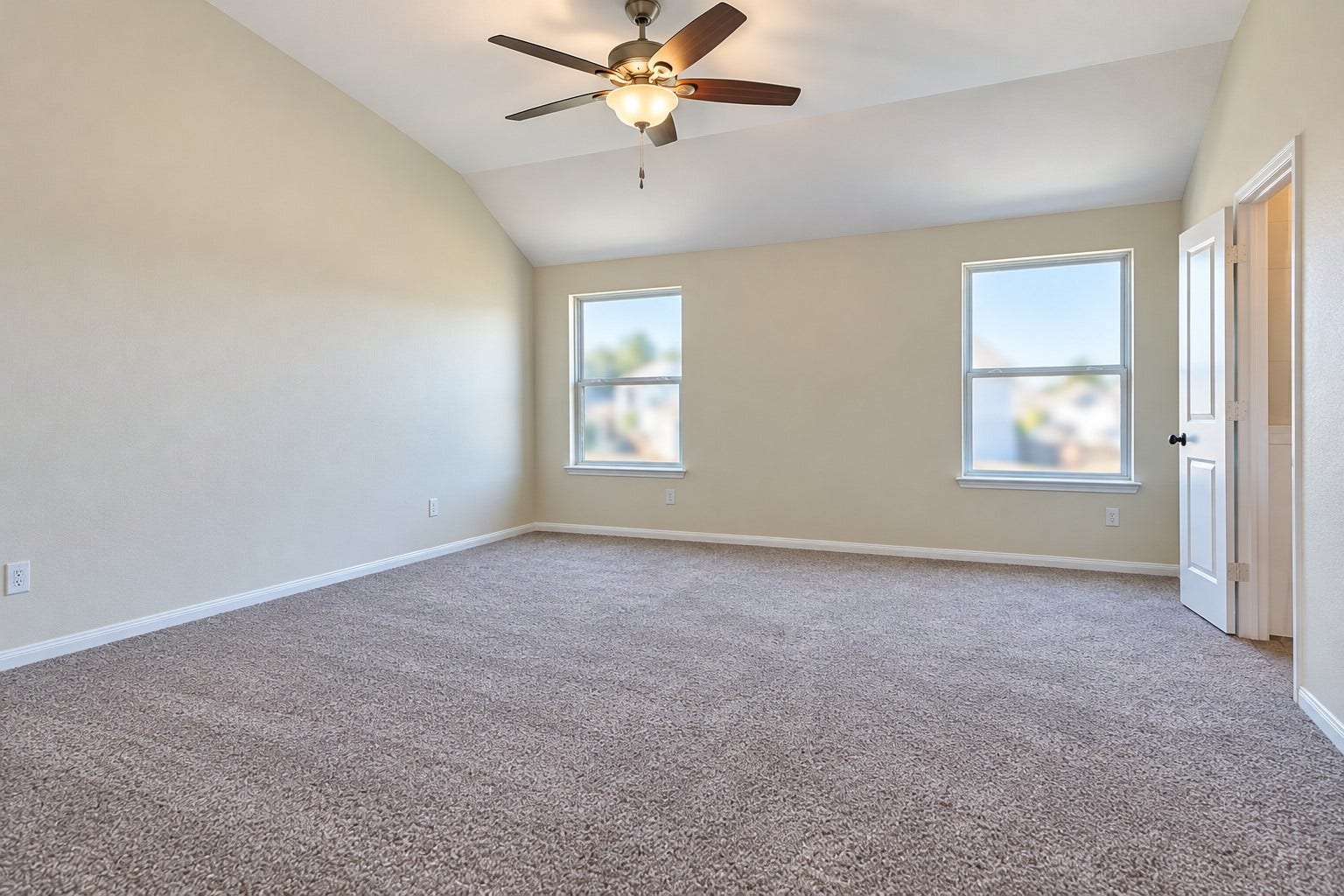 8202 Blooming Meadow Lane, Houston, TX 77016 Primary Suite Bedroom