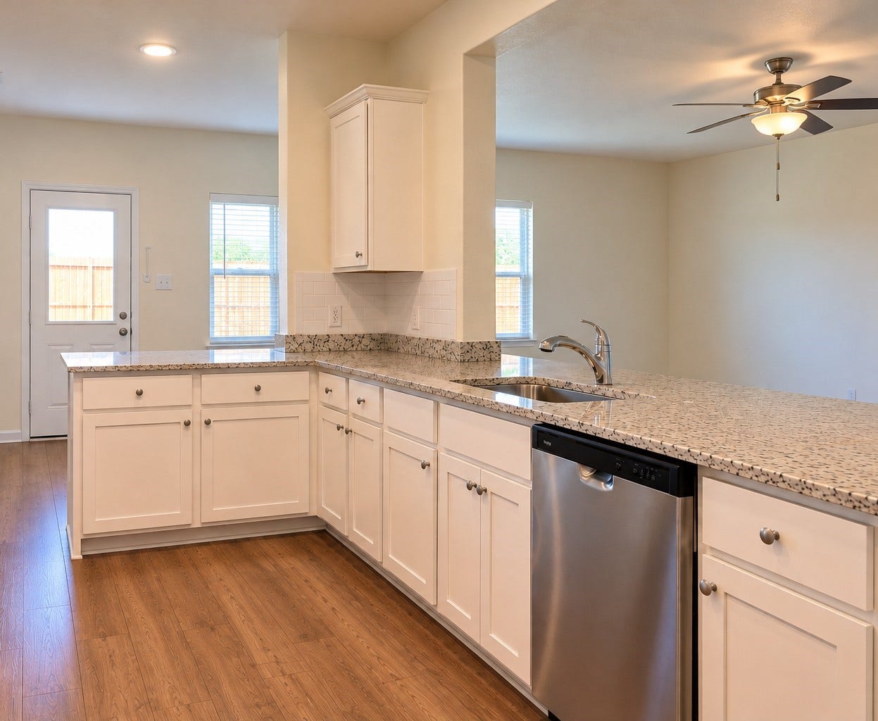8202 Blooming Meadow Lane, Houston, TX 77016 Kitchen