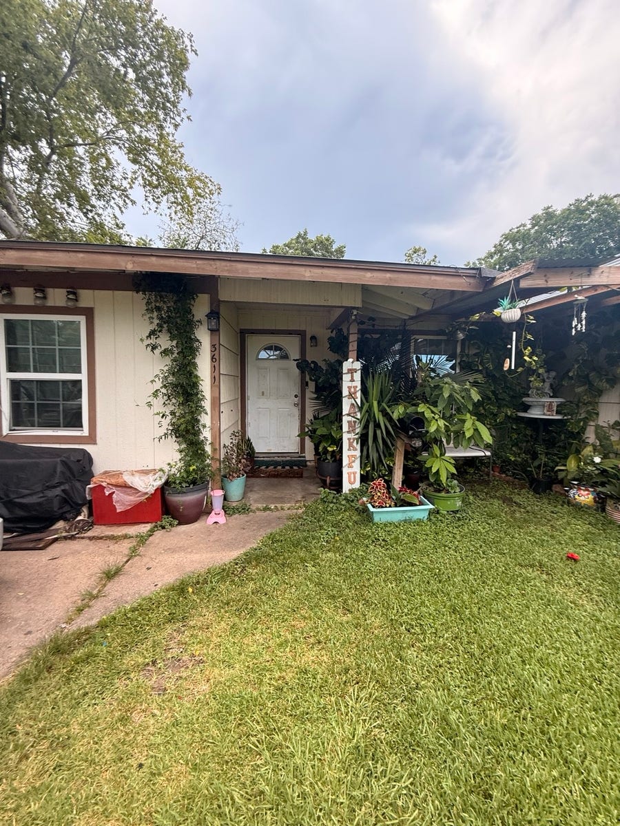 Property photo for 3611 Meadowlake Road, Pasadena, TX