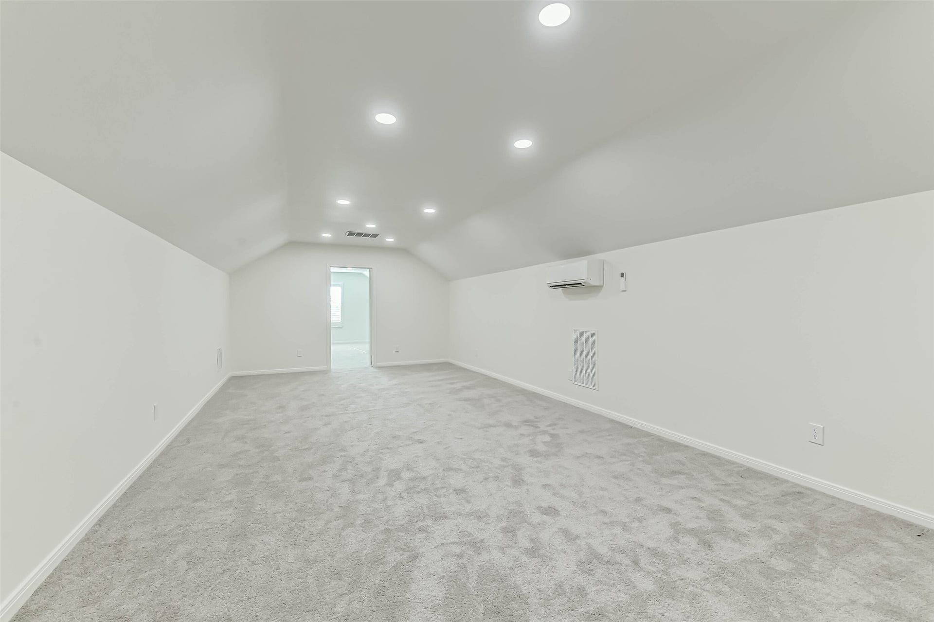 3214 Paseo Circle, Dickinson, TX 77539 3214 Paseo Circle, Dickinson, TX 77539