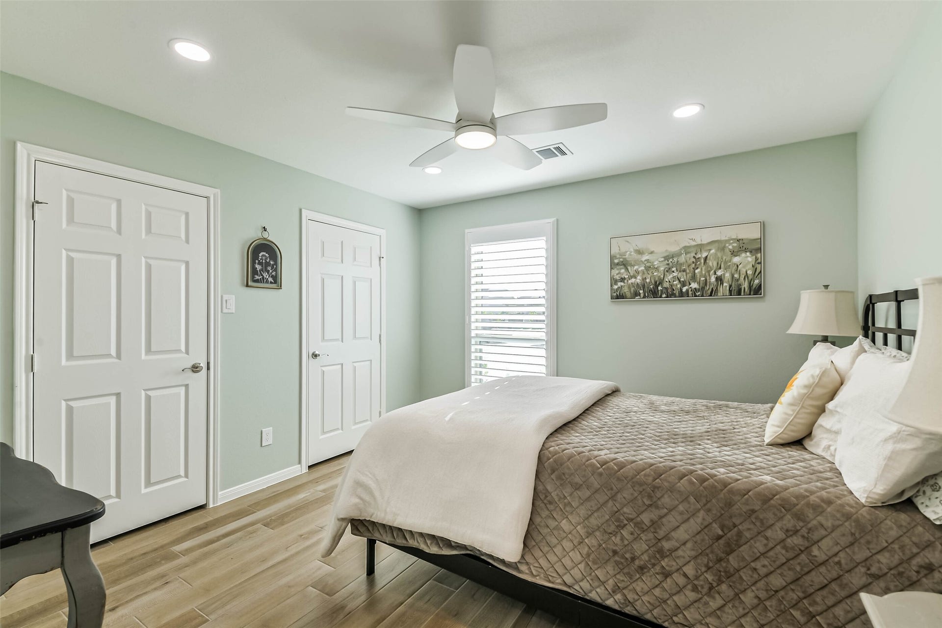 3214 Paseo Circle, Dickinson, TX 77539 3214 Paseo Circle, Dickinson, TX 77539
