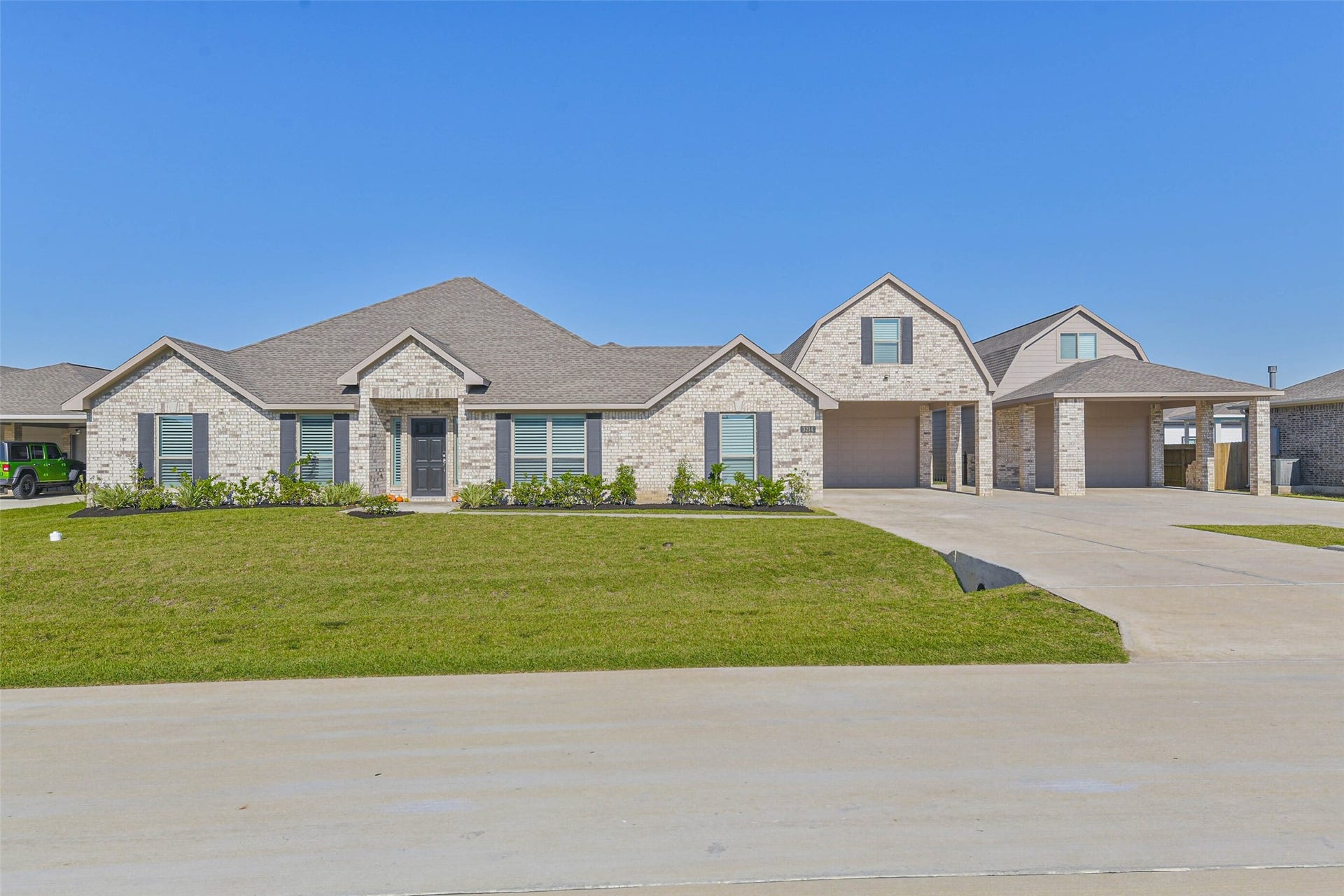 3214 Paseo Circle, Dickinson, TX 77539 3214 Paseo Circle, Dickinson, TX 77539