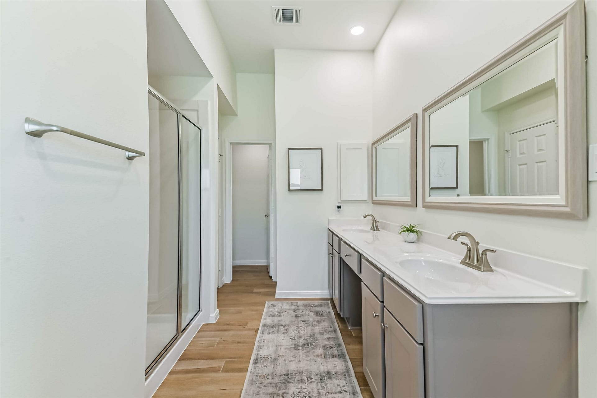 3214 Paseo Circle, Dickinson, TX 77539 3214 Paseo Circle, Dickinson, TX 77539