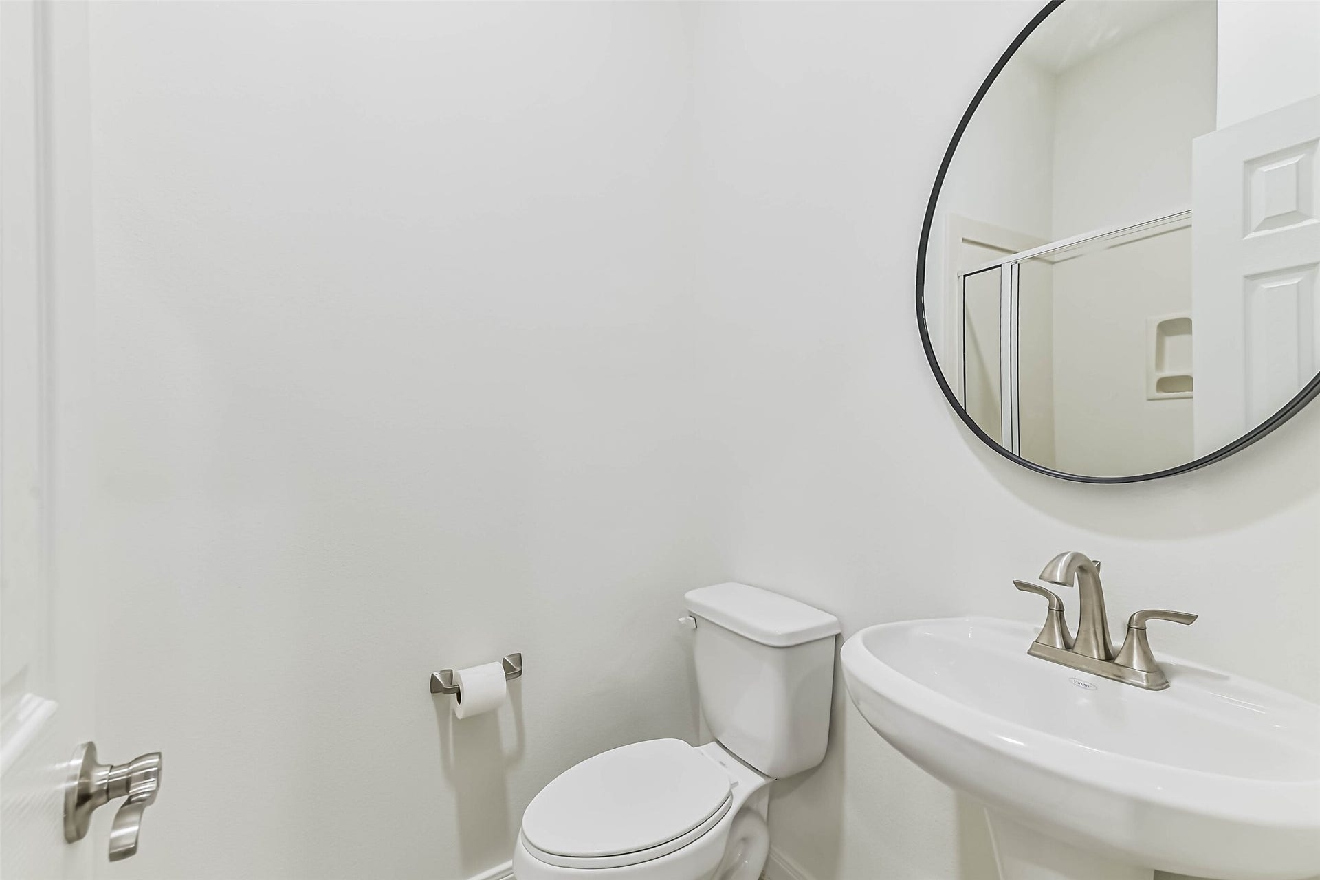 3214 Paseo Circle, Dickinson, TX 77539 3214 Paseo Circle, Dickinson, TX 77539