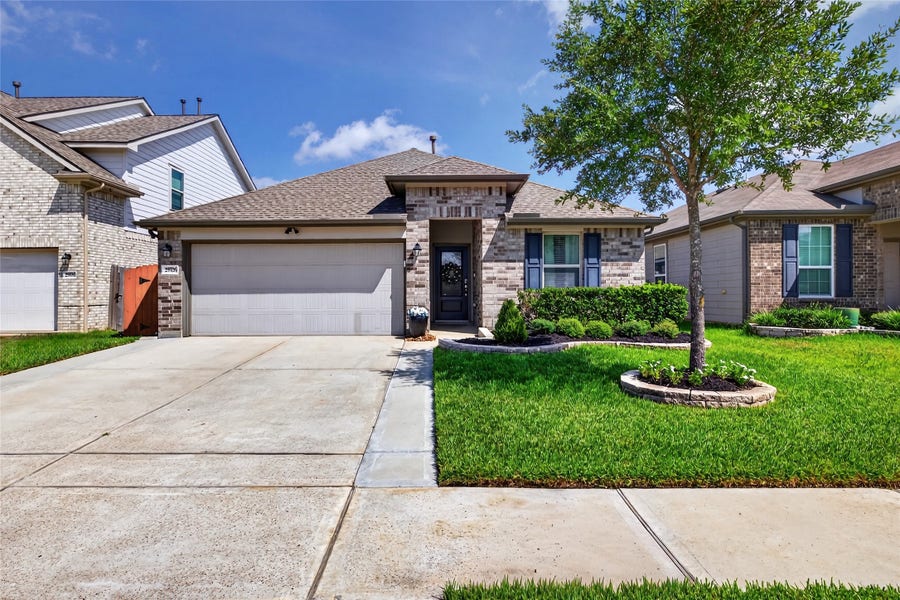 Property photo for 25526 Rancho Espirito Lane, Katy, TX