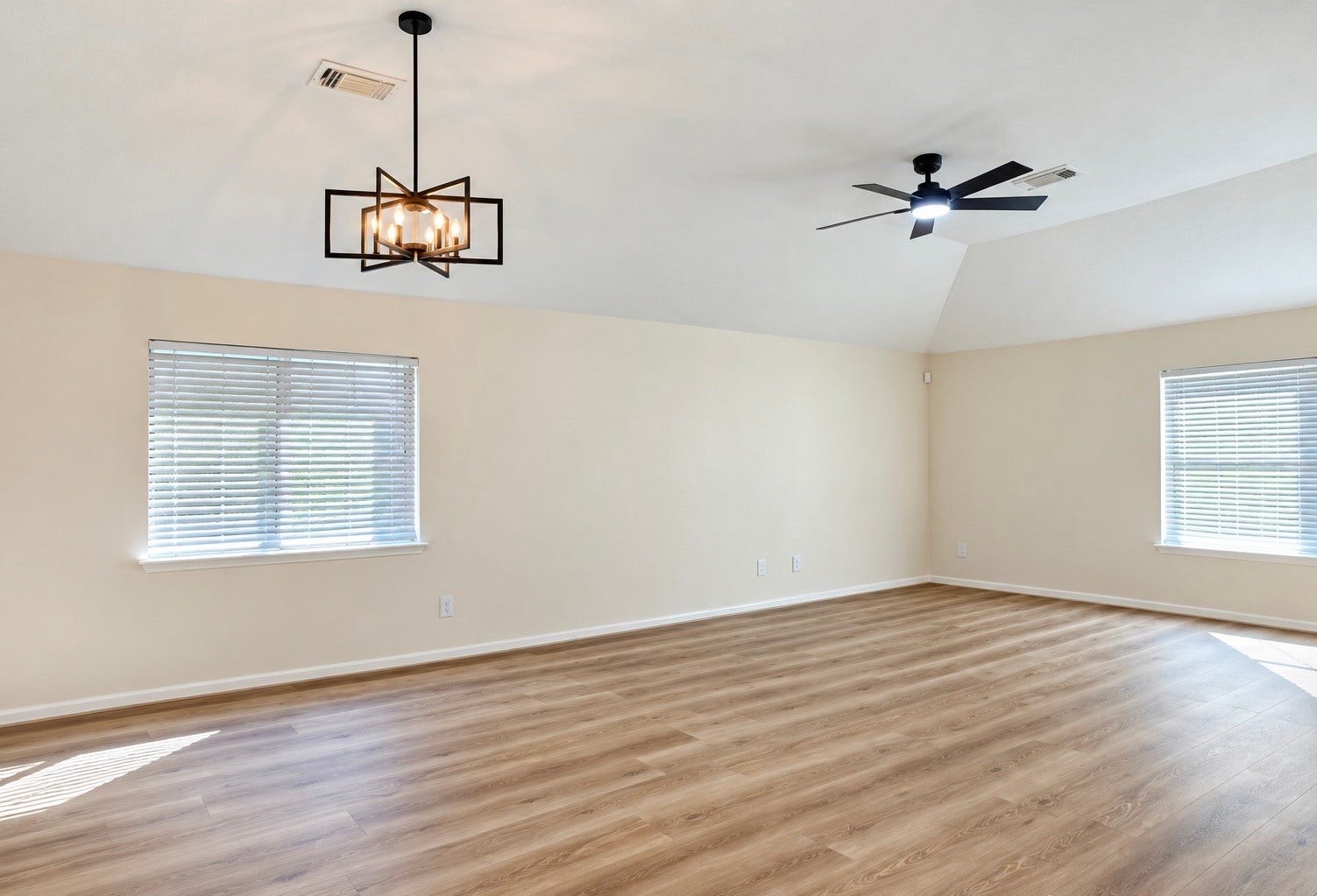 18347 Atascocita Meadows Drive, Humble, TX 77346 18347 Atascocita Meadows Drive, Humble, TX 77346