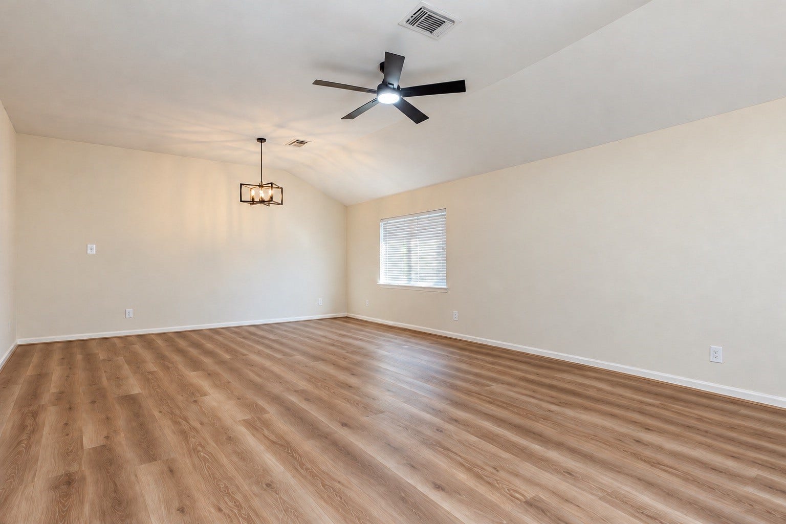 18347 Atascocita Meadows Drive, Humble, TX 77346 18347 Atascocita Meadows Drive, Humble, TX 77346