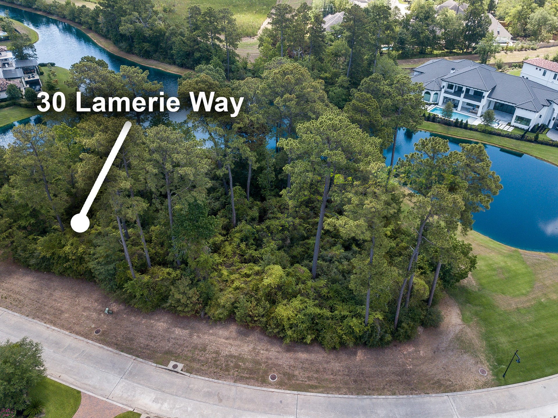 30 LAMERIE WAY, The Woodlands, TX 77382 30 LAMERIE WAY, The Woodlands, TX 77382