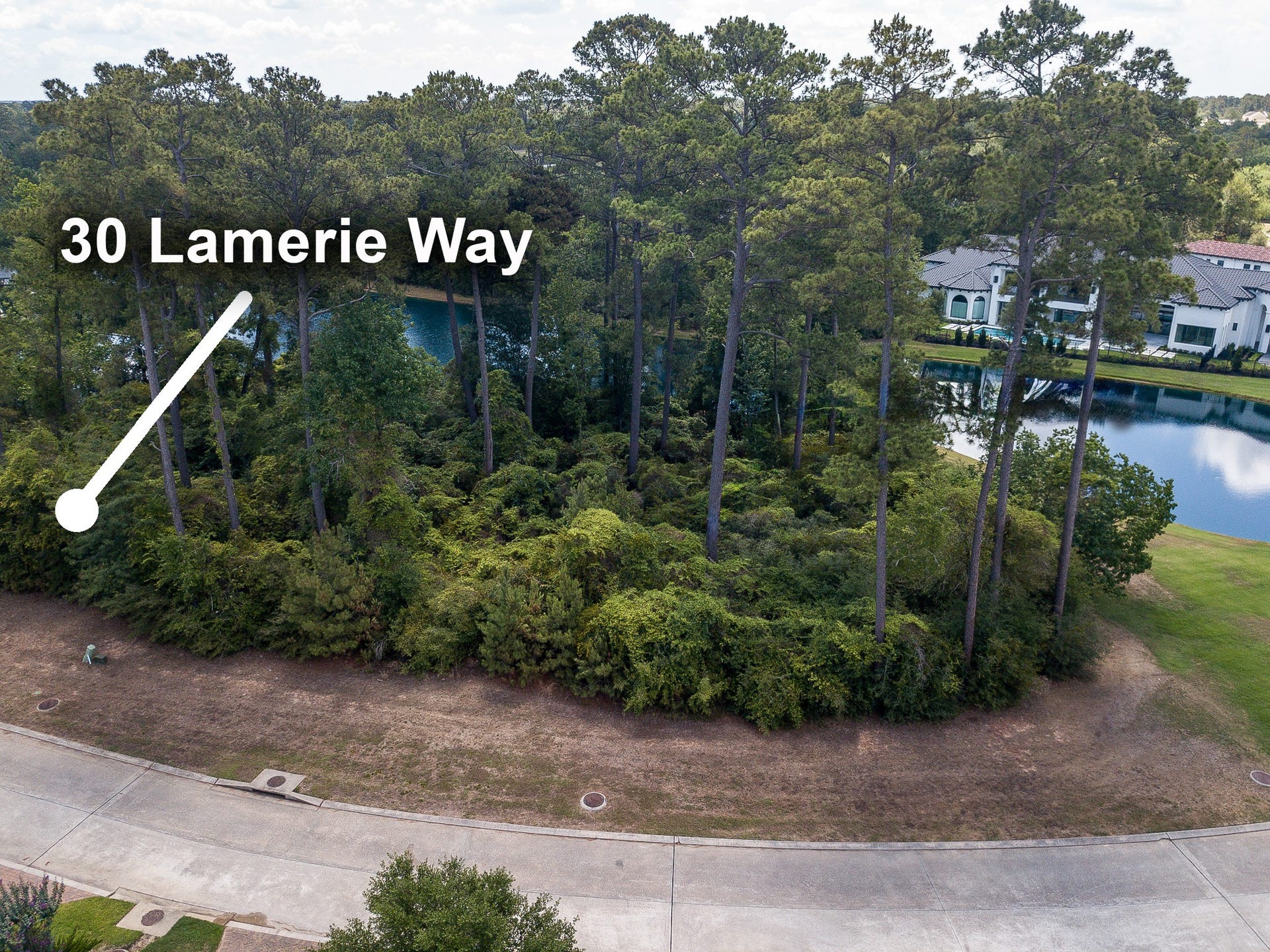 30 LAMERIE WAY, The Woodlands, TX 77382 30 LAMERIE WAY, The Woodlands, TX 77382