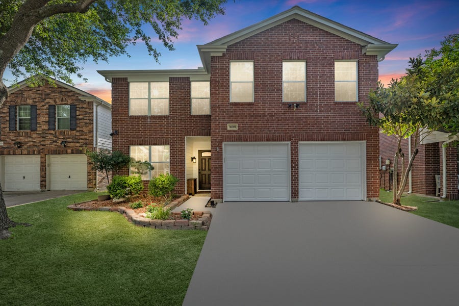 Property photo for 10311 Falling River Drive, Houston, TX