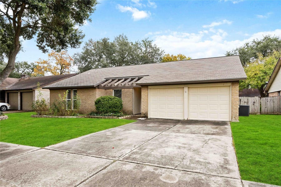 Property photo for 22419 Deville Drive, Katy, TX